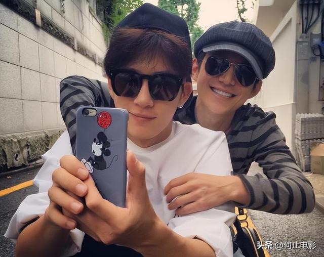 一手好牌打得稀烂！何炅晚年独居和保姆打官司，为当年的行为买单