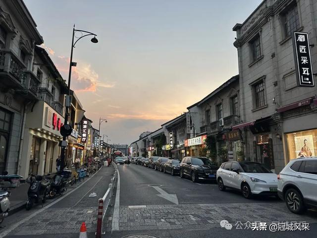 杭州寻吃·一碗蟹黄面