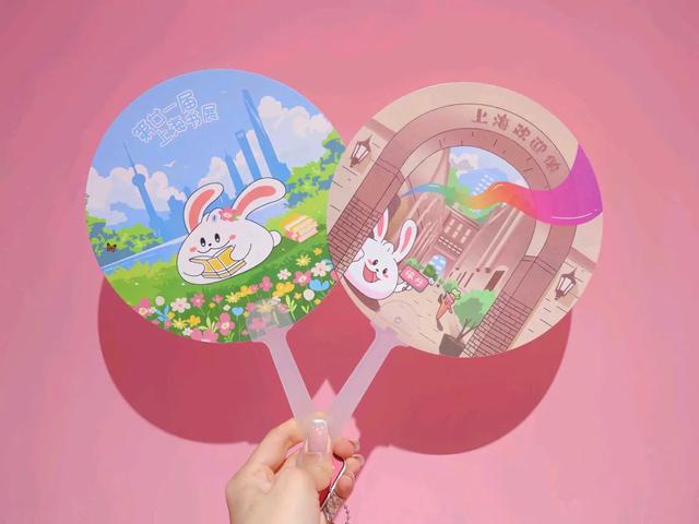 2025上海书展明天开幕，小布在“2+8”会场等你！还有书展门票福利赠送~