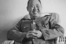 傅作义与陈长捷：命运交织下的恩怨情仇图片