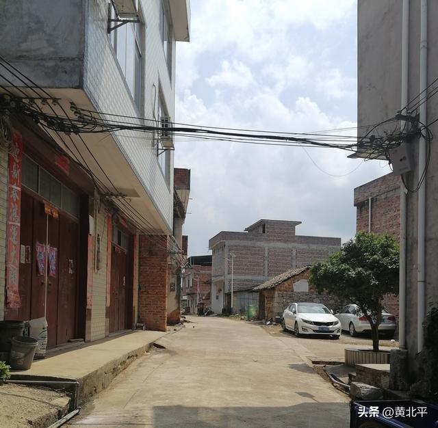 广西南宁市隆安县一条不起眼的老街，看着普通它却有400年的历史