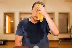 有没有糖尿病，排汗就知道？医生：排汗有4个异常，需警惕糖尿病图片