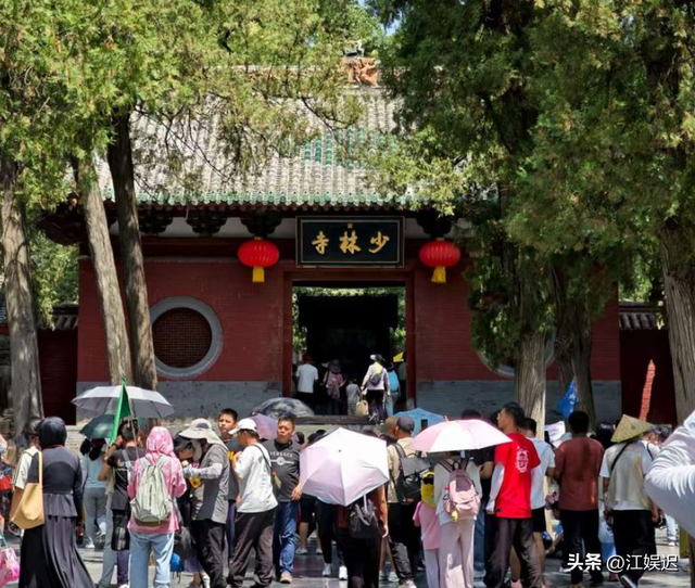 不查不知道一查吓一跳，掌控少林寺38年的释永信，私下到底有多壕
