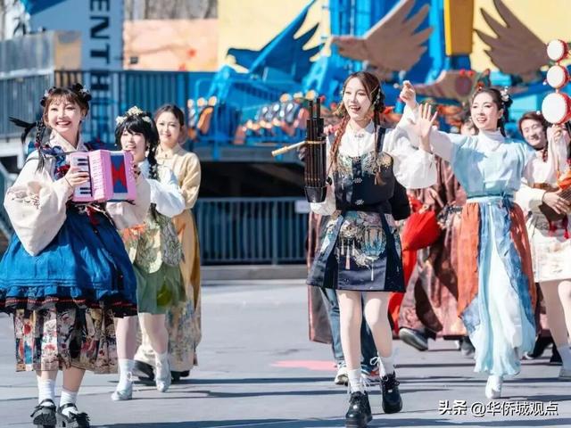 北京欢乐谷、上海欢乐谷荣膺“中国最佳主题公园”