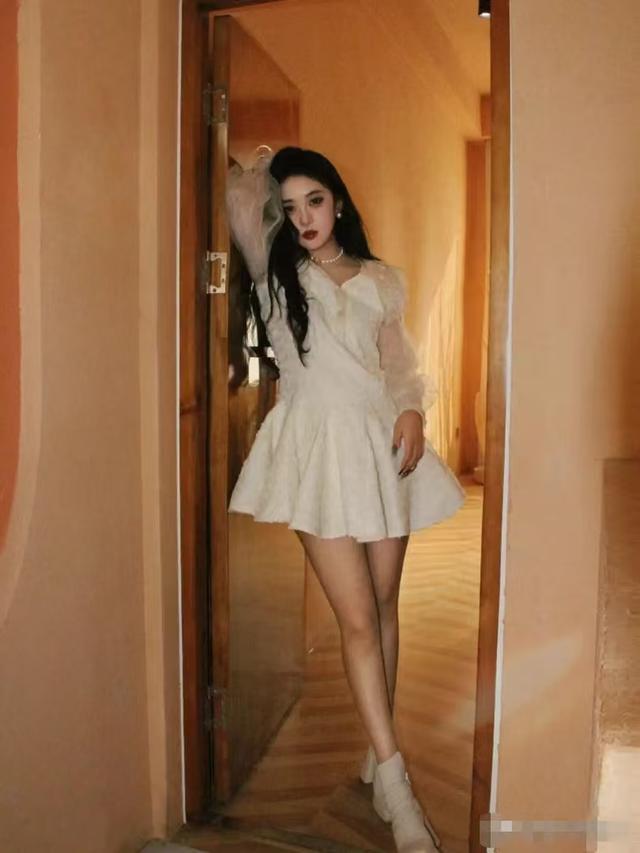 四川一校花，170大长腿，仙姿玉色	，貌美迷人，绝世佳人不过如此