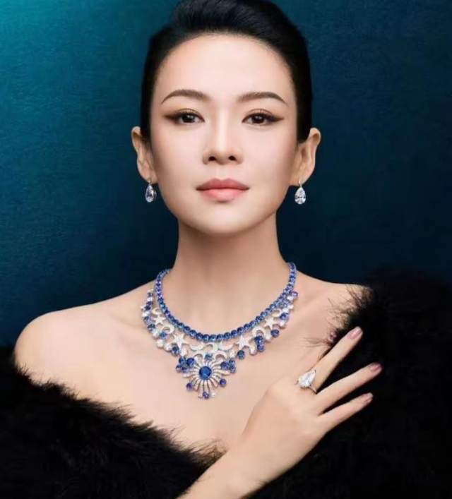 离婚不到两年，章子怡又官宣喜讯，成为汪峰“高攀不起”的存在
