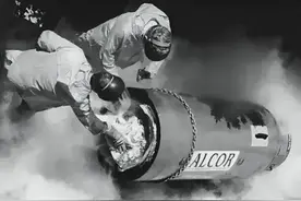 终于来了，世界上第一个冰冻人解冻了，“复活”真的存在吗？图片