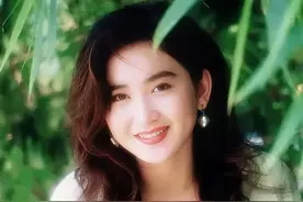 “不老妖姬”温碧霞图片