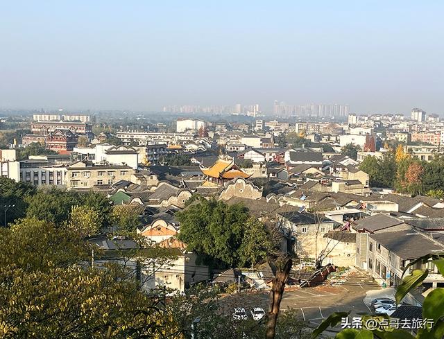 成都最近的6条爬山路线，超长的山脊线视野壮阔，都不要门票！