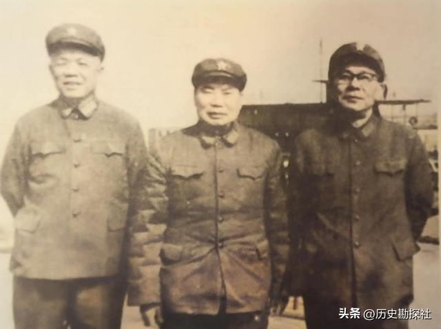 韩先楚夫人有多美？1970年的珍贵留影，她50岁容貌出众天生丽质