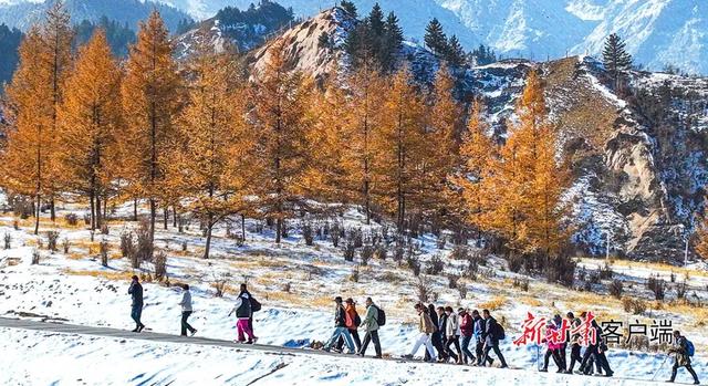 肃南县：初冬徒步健身强体魄