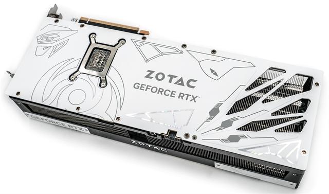 自带屏幕的主机—联力207D+9950X3D+ROG B850-F+索泰5070Ti装机