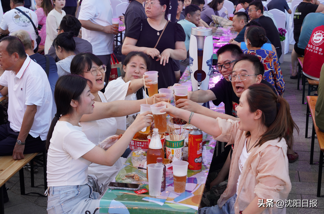 消费热潮与文化IP干杯！啤酒嘉年华点燃沈阳澎湃活力