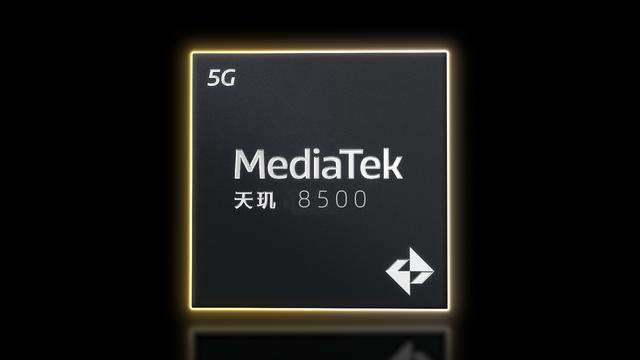 10000mAh！刚公布的这中端手机，真的太狠了