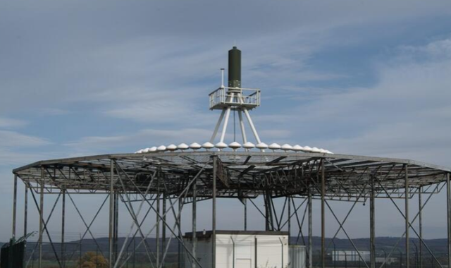 飞机航线为什么不是直线？非得绕个大圈