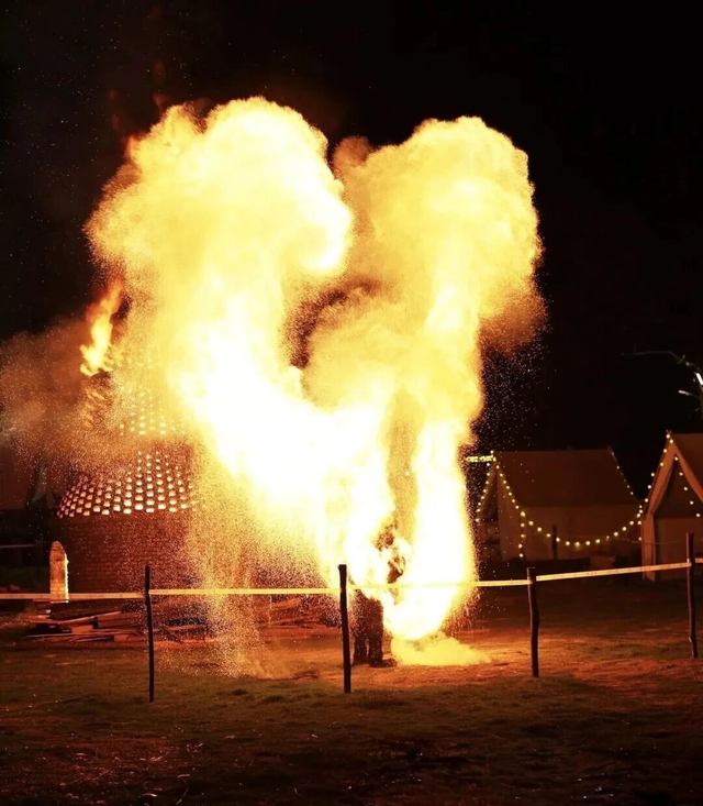 夜鹰潭，新活力！特色业态点亮假期，夜经济绽放绚丽光彩【全球学子嘉游赣 奇绝鹰潭逍遥游】