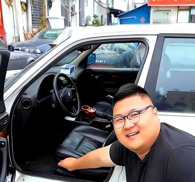 网红猴哥真摊上事了、前妻曝光离婚内幕，内涵男方不行一年不同居