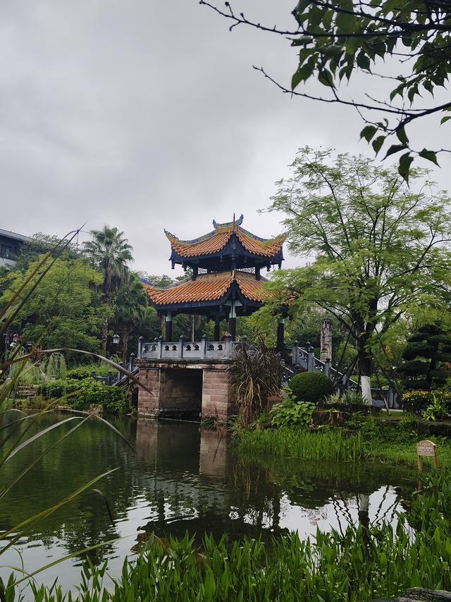 南行漫记：放慢行走的脚步，我们在南充休整