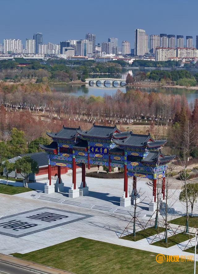 象湖景区西入口改造后投入使用