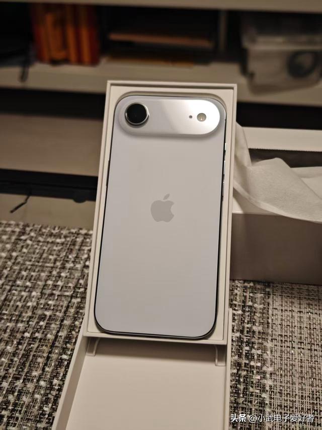 iPhone Air国行版10月上市，真机体验来了！