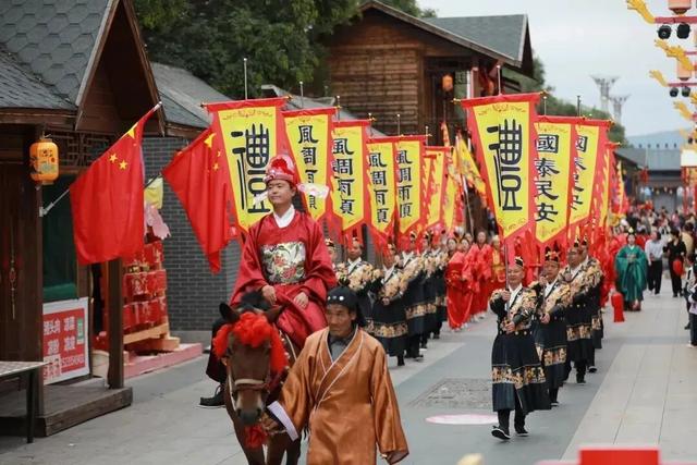 这个国庆，振兴小镇“好热”！