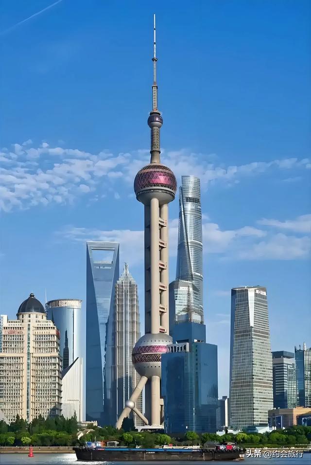 凭啥东方明珠一个老破塔能评5A？广州塔却“哭晕”在600米高空