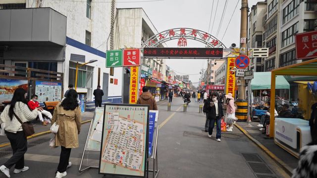 两年前靠烧烤火遍全国的淄博，野心更大了，人才抢破头求落户！
