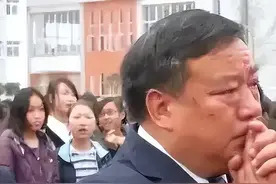 最被怀疑的穿越者，无数次组织地震演练，汶川地震救下2300名师生图片