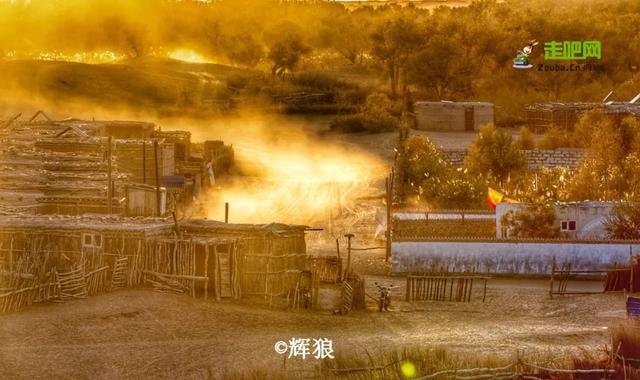中国汽车旅行十大风云人物表彰暨届双十大路线颁奖盛典在和田举办