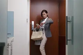 父亲临终前留下17头牛，兄弟三个分不公平，老大说赶快炖着吃了吧图片