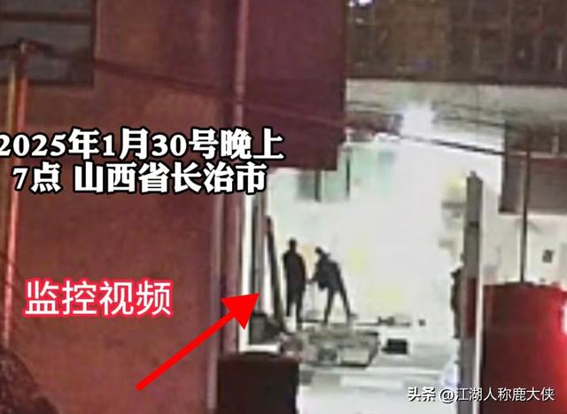 山西狗咬人案反转！郭某身上的伤另有凶器，疑似是自己人误伤