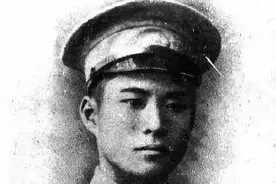 他跟着方志敏考黄埔，曾在功德林改造27年，晚年为毛主席守灵图片