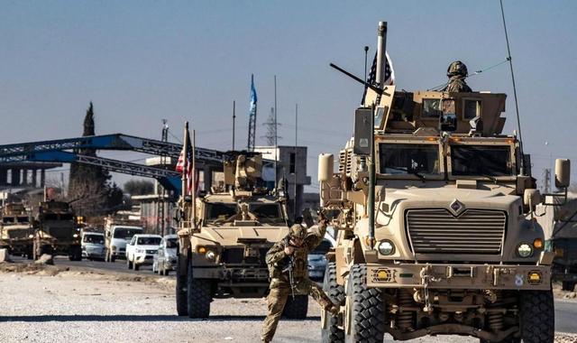 100枚导弹从天而降，美军开始斩首，中东打起来了，英法德俄失声