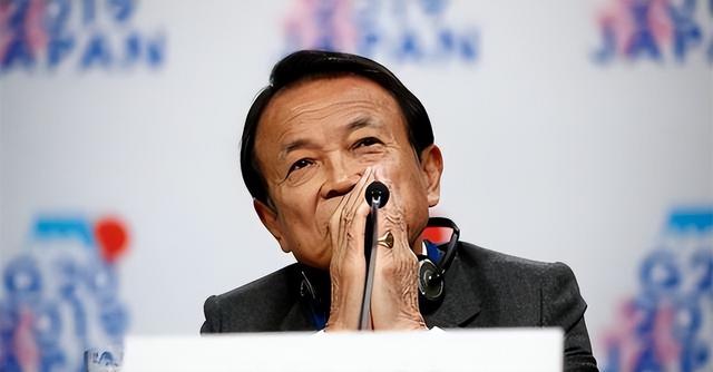 日本发生历史性一幕，60年以来首次	，高市早苗：或将辞去首相之职