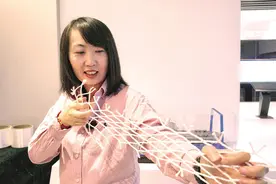 一根丝能拉动一头牛 “黑黄金”背后的“黑科技”图片