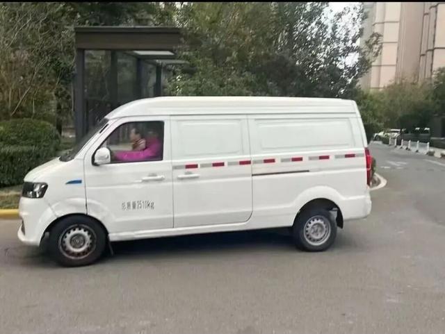 上海网友直呼“充满愧疚感”！山姆宣布要改了！美团、京东也发声→