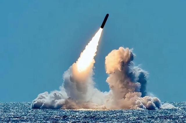 戴旭：中美一旦发生战争，美国有实力将中国沿海城市打得稀巴烂？