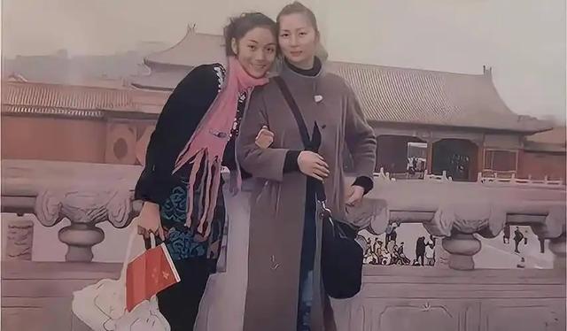 “买英国精子生3娃”的山东女人，7年后现状曝光：她后悔了吗？