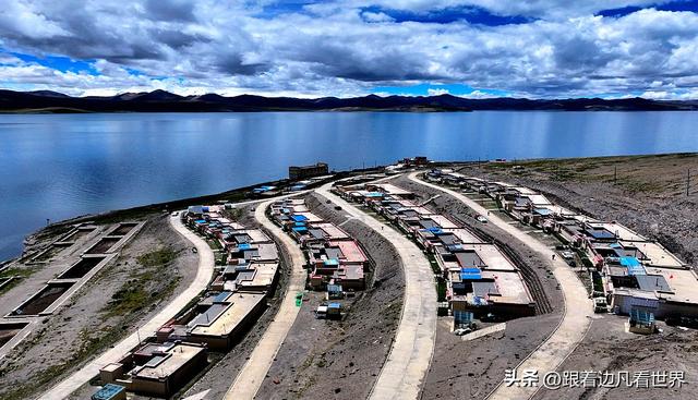 《219西藏南南线》探秘世界之巅：西藏普莫雍错湖畔的推瓦村