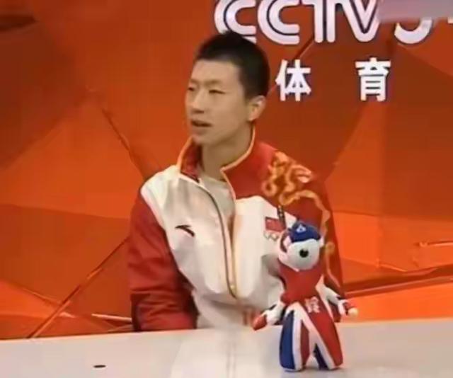丁宁成了马龙的领导？两人从小怼到大，还照过“结婚照”