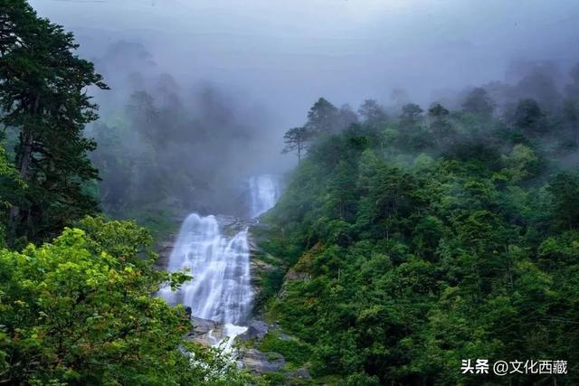 这个中国最后一个通公路的县城！凭什么成为无数人的此生必去？