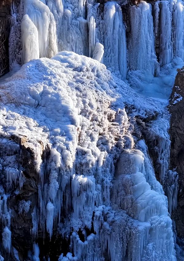快@你的搭子！这个冬天总得看一次大同的冰瀑吧~