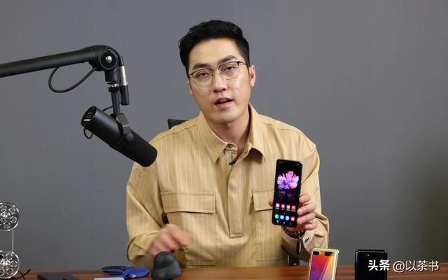 离开董明珠，王自如自曝欠债一个亿，李嘉诚说的话含金量还在上升