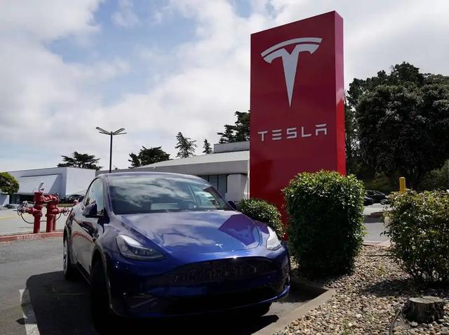 特斯拉出最豪薪酬！马斯克狂揽1万亿，十年得让公司市值涨7万亿