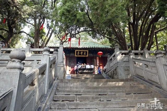 争议之外，来认识一个你可能不了解的少林寺