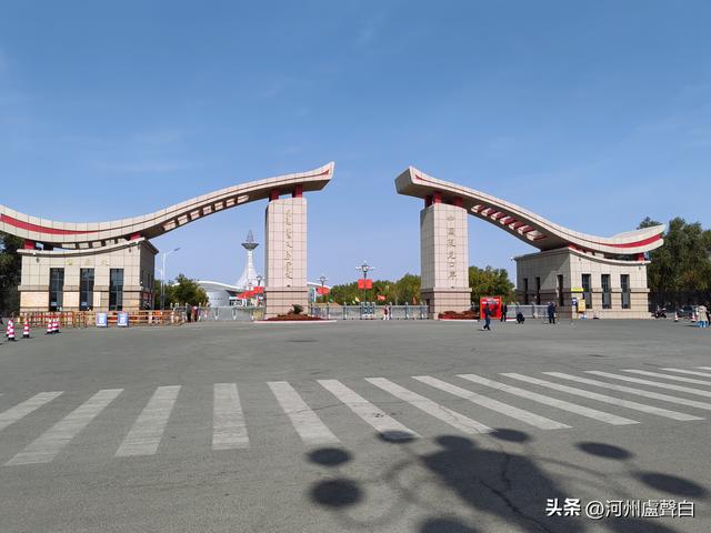 中蒙边境策克口岸