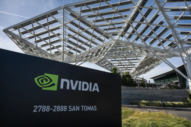 骆家辉警告中国：最好不要自主生产尖端芯片，这不是美国想看到的