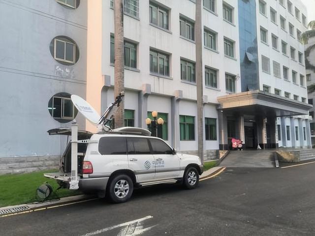 迎战 “桦加沙”| 海南移动卫星车驻点护航保通信