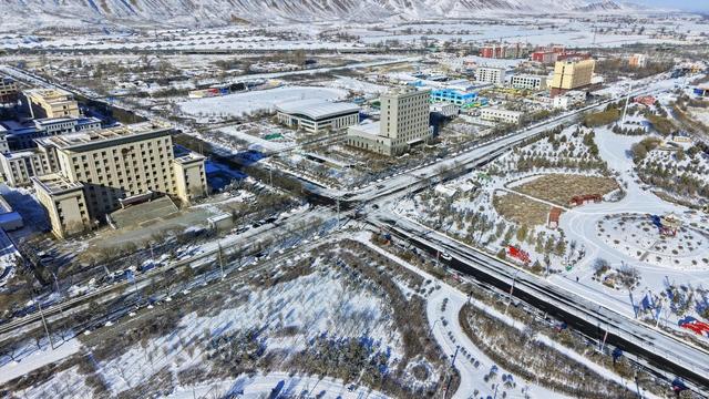 雪染古浪 一城素韵