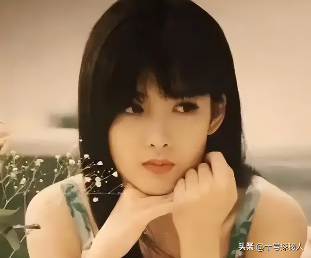 被戴8次绿帽子，3次“捉奸在床”，这就是“玉女”守卫的爱情吗？